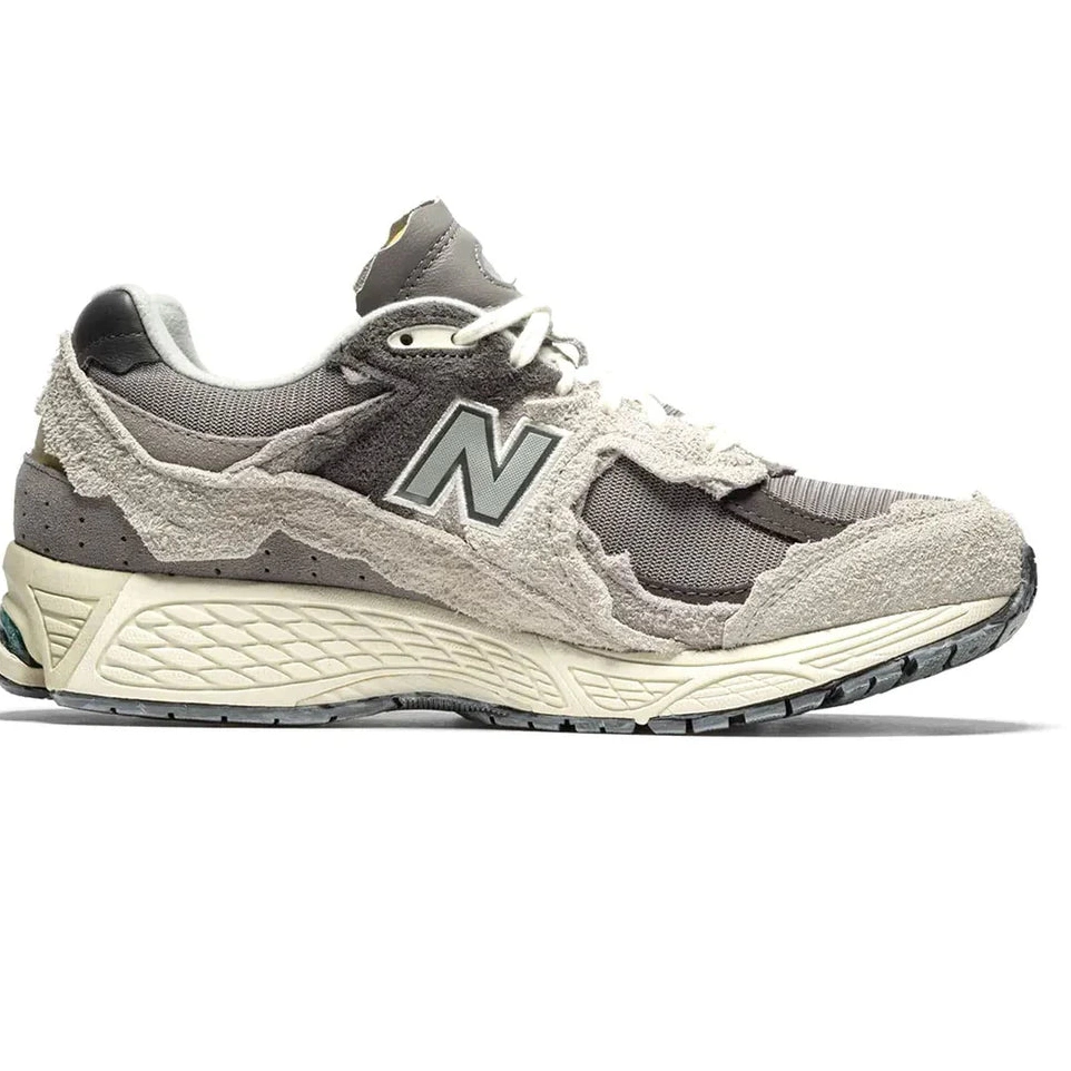Cloud' New Balance 'Protection Pack - Rain 2002R 0825